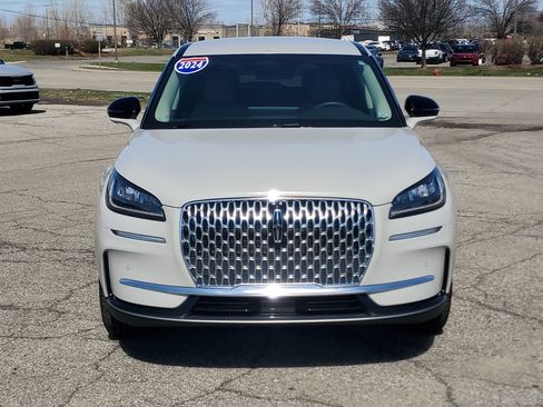 Certified 2024 Lincoln Corsair AWD w/ Equipment Group 101A image 2