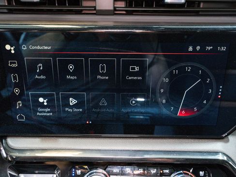 Used 2024 GMC Sierra 2500 AT4 w/ AT4 Premium Plus Package image 23