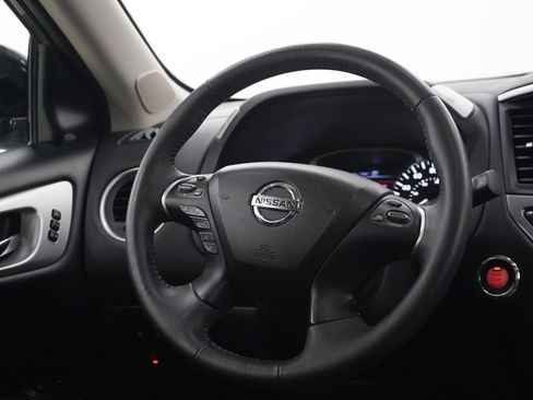 Used 2017 Nissan Pathfinder SL w/ SL Premium Package AWD/4WD image 14