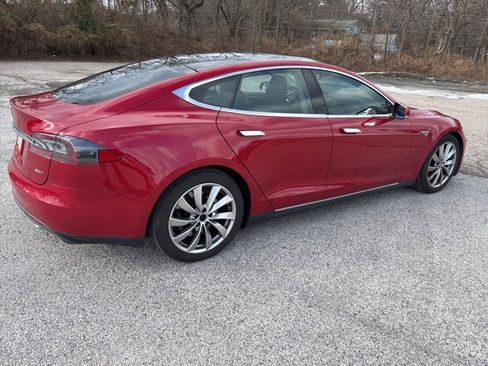 Used 2016 Tesla Model S AWD image 4