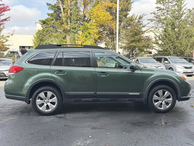 Used 2011 Subaru Outback 2.5i Limited w/ PWR Moonroof Pkg AWD/4WD image 4