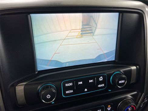 Used 2018 Chevrolet Silverado 1500 LTZ Z71 w/ LTZ Plus Package image 16