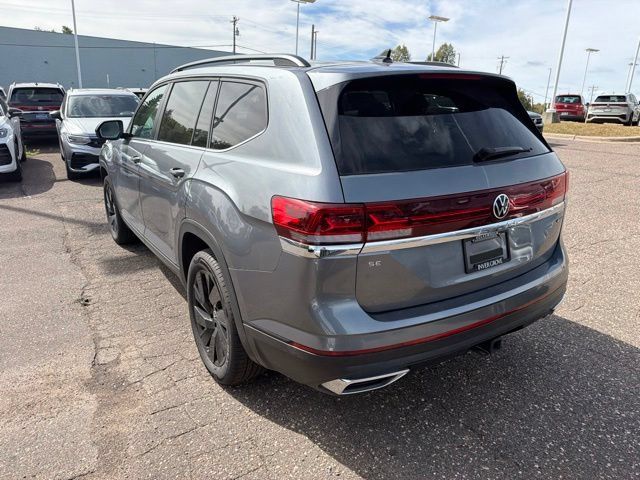 Certified 2025 Volkswagen Atlas SE AWD/4WD image 5