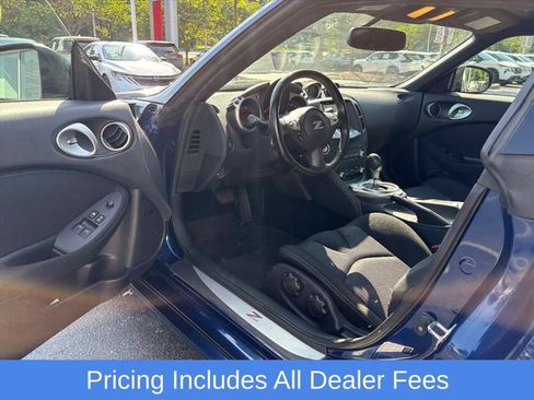 Used 2016 Nissan 370Z Coupe RWD image 15