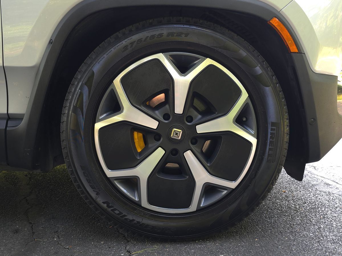 Used 2023 Rivian R1S Adventure Quad AWD/4WD image 55