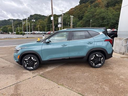 New 2026 Kia Seltos SX w/ SX Sunroof Package image 4