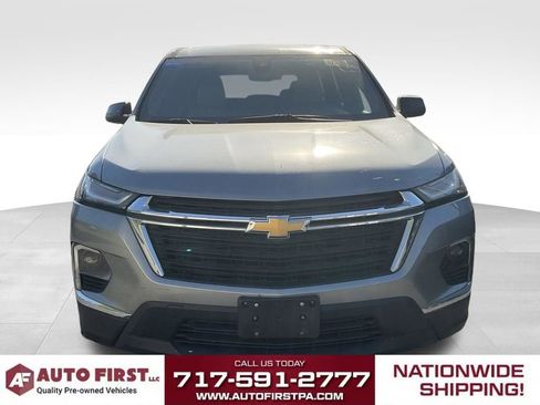 Used 2023 Chevrolet Traverse LS AWD/4WD image 2
