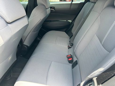 Used 2025 Toyota Corolla Cross AWD Hybrid image 15