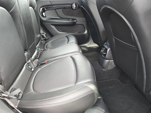 Used 2019 MINI Cooper Countryman S w/ Premium Package FWD image 14