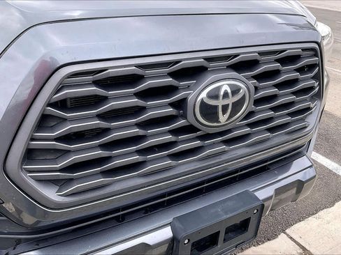 Used 2021 Toyota Tacoma TRD Sport w/ Technology Package AWD/4WD image 28