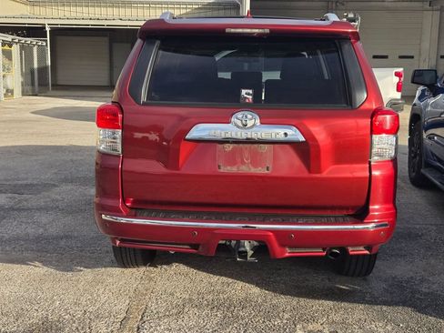 Used 2013 Toyota 4Runner SR5 w/ Convenience Pkg AWD/4WD image 5