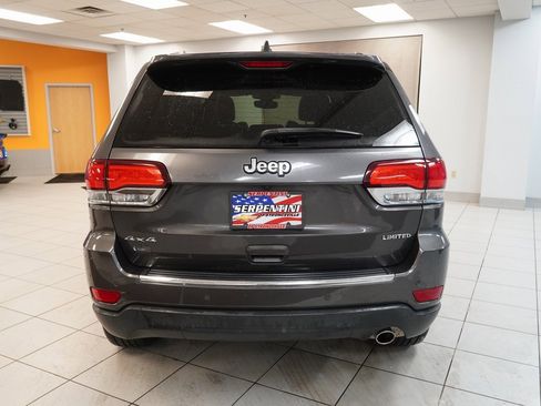 Used 2020 Jeep Grand Cherokee Limited image 9