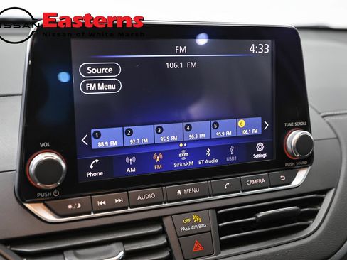 Used 2022 Nissan Altima 2.5 SV w/ SV Premium Package FWD image 18