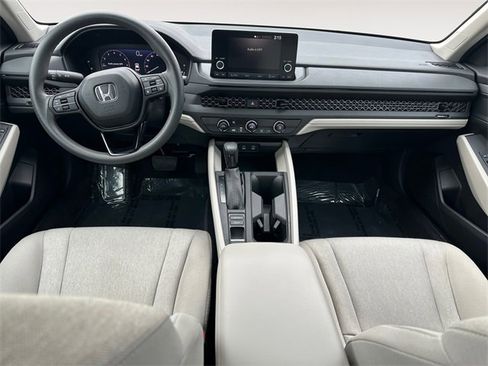 Used 2023 Honda Accord LX image 10