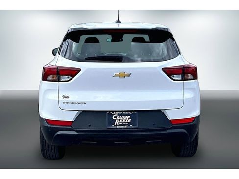 Used 2022 Chevrolet TrailBlazer LS FWD image 5