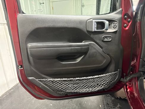 Used 2021 Jeep Wrangler Unlimited Sport AWD/4WD image 21