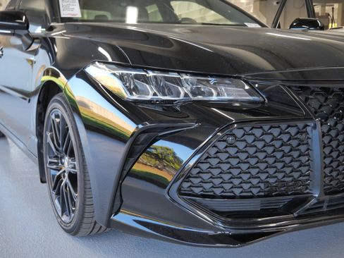 Certified 2021 Toyota Avalon XSE image 17