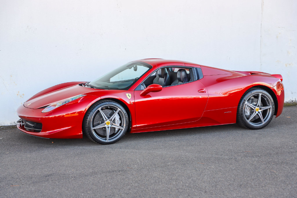 Used 2012 Ferrari 458 Spider RWD image 21