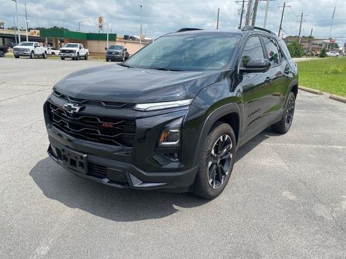 Used 2025 Chevrolet Equinox RS w/ Safety and Technology Package FWD image 3