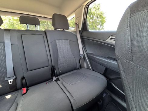 Used 2025 Kia Sportage LX FWD image 31