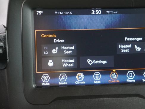 Used 2020 Jeep Renegade Limited AWD/4WD image 31