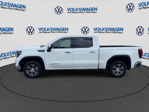 Used 2025 GMC Sierra 1500 SLT AWD/4WD image 11