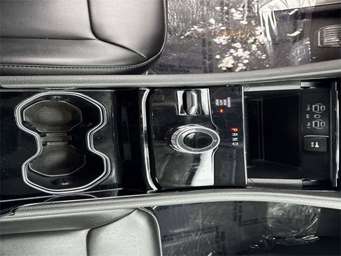 Used 2023 Jeep Grand Cherokee Limited image 26