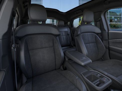 New 2025 Ford Mustang Mach-E GT image 10