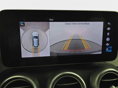 Used 2020 Mercedes-Benz GLC 43 AMG 4MATIC image 25