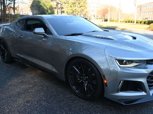 Used 2023 Chevrolet Camaro ZL1 image 11