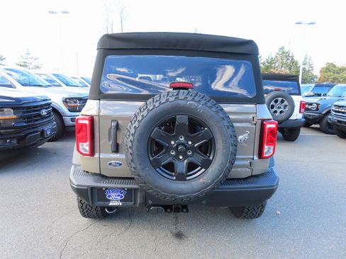 New 2025 Ford Bronco Big Bend w/ Black Diamond Package image 5