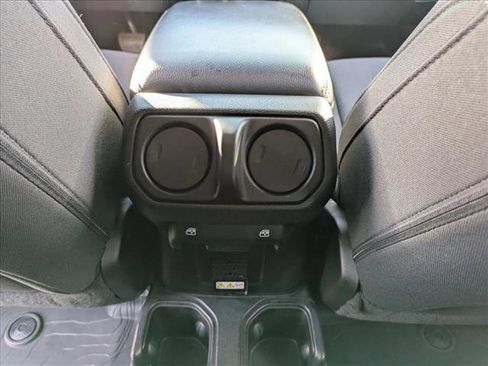 Used 2019 Jeep Wrangler Unlimited Sahara w/ Safety Group image 17