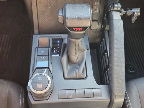 Used 2024 Toyota Tacoma TRD Sport AWD/4WD image 22