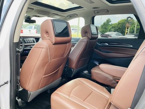 Used 2019 Buick Enclave Avenir w/ Avenir Technology Package image 25