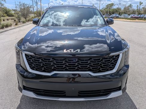 New 2026 Kia Sorento LX FWD image 3