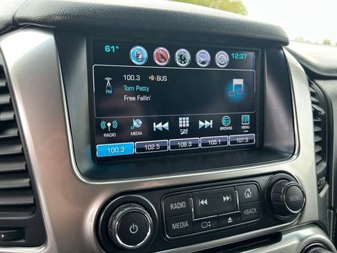Used 2019 Chevrolet Suburban Premier AWD/4WD image 28