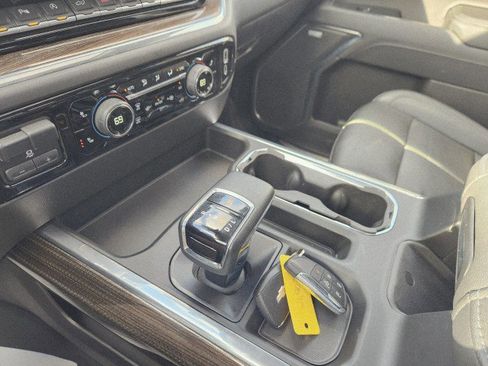 Used 2023 Chevrolet Silverado 1500 LT Trail Boss w/ LT Trail Boss Premium Package image 50