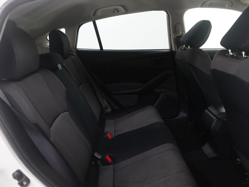 Used 2022 Subaru Crosstrek 2.0i image 12