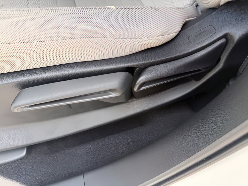 New 2027 Honda HR-V LX image 10