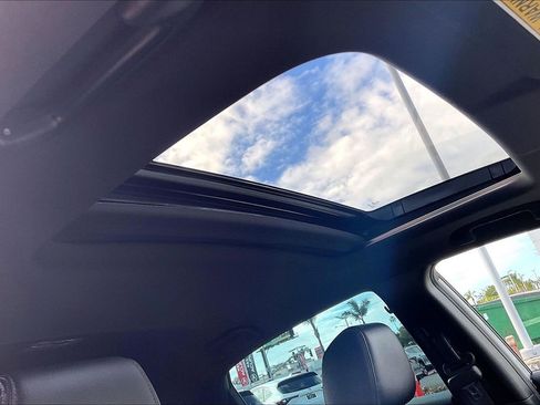 Used 2018 Honda Civic Sport Touring image 18