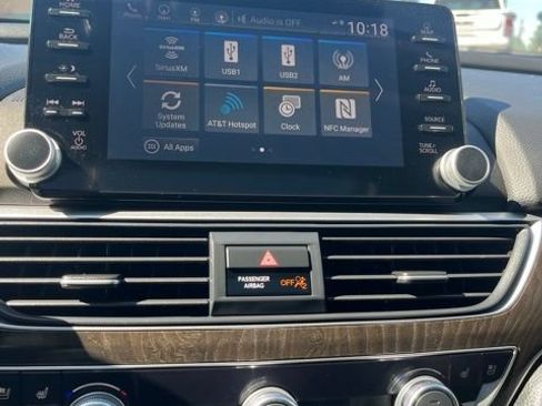 Used 2020 Honda Accord Touring image 41