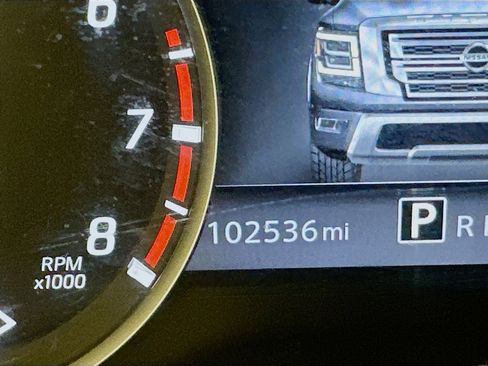 Used 2020 Nissan Titan SV w/ SV Convenience Package image 19