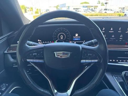 Used 2021 Cadillac Escalade ESV Premium Luxury w/ Driver Assist Tech Package AWD/4WD image 2