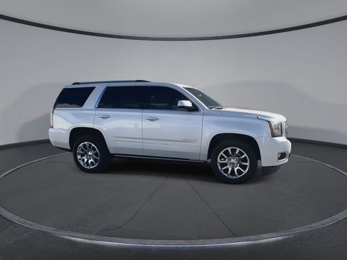 Certified 2017 GMC Yukon Denali w/ Open Road Package image 2