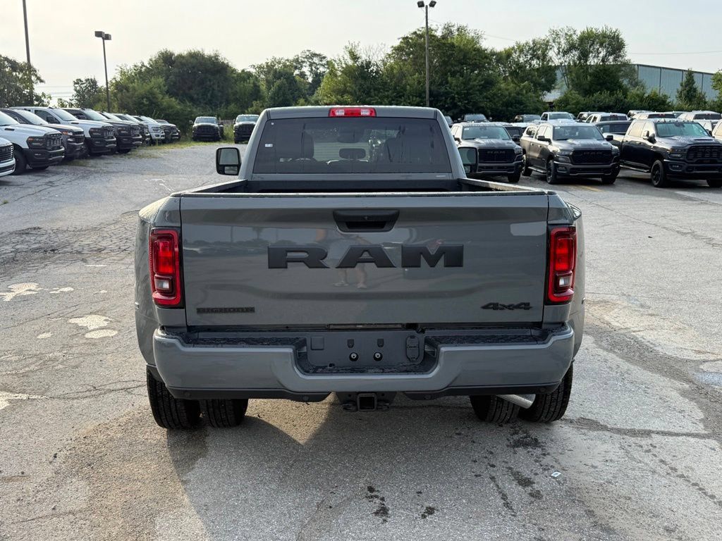 New 2027 RAM 3500 Big Horn AWD/4WD image 7
