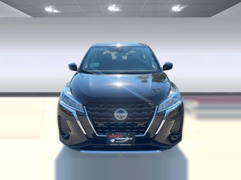 New 2025 Nissan Kicks Play S image 6