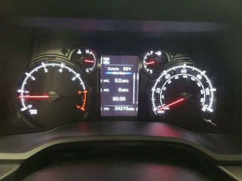 Certified 2024 Toyota 4Runner SR5 Premium w/ Moonroof Package AWD/4WD image 32