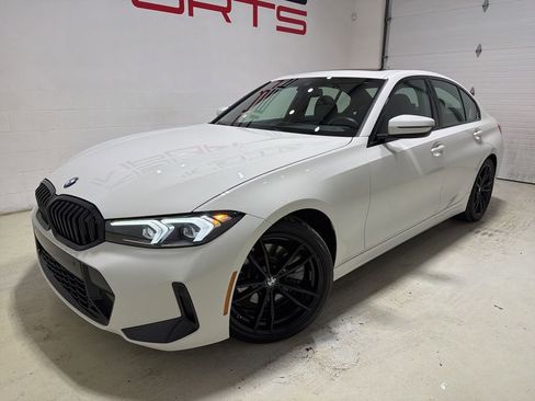 Used 2023 BMW 330i Sedan w/ M Sport Package image 2