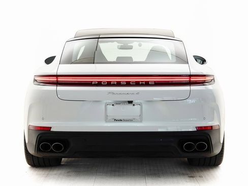 Used 2025 Porsche Panamera 4 image 32