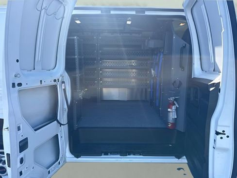 Used 2023 GMC Savana 2500 RWD image 18